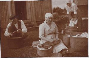 Kalle, Anna, Lydia och Anna-Greta år 1920,  0001