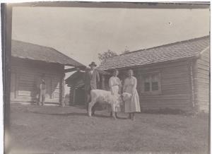 Syskonen Smids Erik Larsson, Anna och Lydia, omkring 1918-20